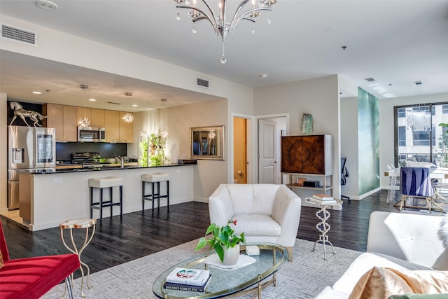 1200 Main St Unit 809, Dallas, TX 75202 - living area featuring a chandelier, dark wood-type flooring, baseboards, and recessed lighting