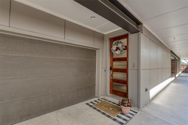 5816 Lindell Ave Unit 3, Dallas, TX 75206 - property entrance featuring a garage