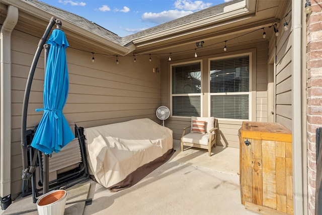 8332 Trickham Bnd, Fort Worth, TX 76131 - view of patio / terrace