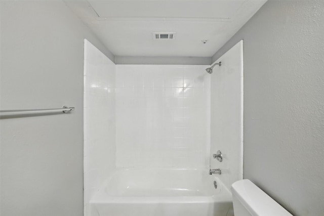 4620 Carr St, The Colony, TX 75056 - bathroom with toilet and shower / bath combination