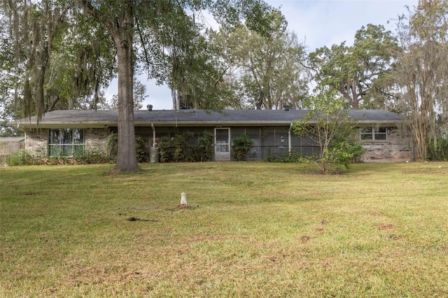 321 Evangeline Dr, Elm Grove, LA 71051 - view of front facade with a front yard and brick siding
