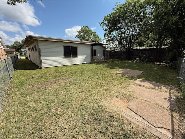 2325 S 40th St, Abilene, TX 79605 - view of yard