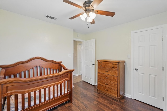 205 Davis Rd, Combine, TX 75159 - bedroom featuring wood finished floors, baseboards, and a ceiling fan
