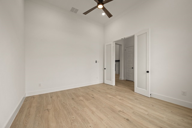 4413 Sandstrom Way, Fort Worth, TX 76179 - empty room with a ceiling fan, light wood-type flooring, baseboards, recessed lighting, and ornamental molding