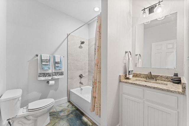 555 Advance Rd, Weatherford, TX 76088 - full bathroom featuring toilet, shower / tub combo, baseboards, and vanity