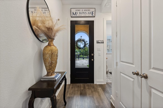 1124 Queensdown Way, Forney, TX 75126 - foyer featuring dark wood-style flooring and baseboards