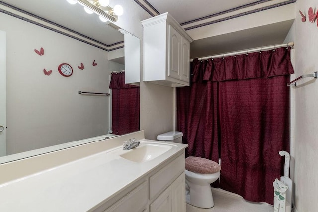 600 Hanover Dr, Waxahachie, TX 75165 - full bath with vanity and a shower with curtain