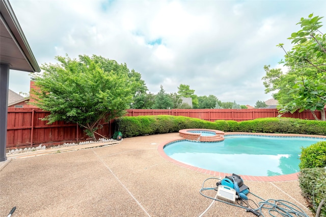 7100 Oakbrook Dr, Plano, TX 75025 - view of pool with a fenced backyard, a patio area, and a pool with connected hot tub