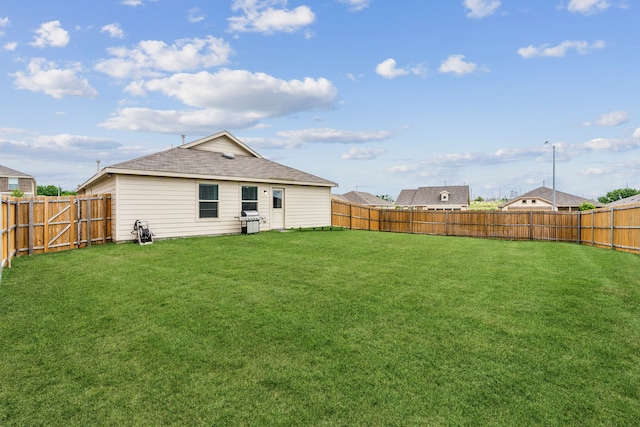 301 Dry Canyon Way, Fort Worth, TX 76052 - rear view of house featuring a shingled roof