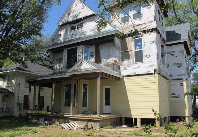 211 N Pleasant St, Hillsboro, TX 76645 - view of front of home with covered porch
