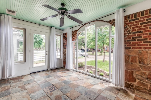 5322 Stoneleigh Ave, Dallas, TX 75235 - unfurnished sunroom with a ceiling fan