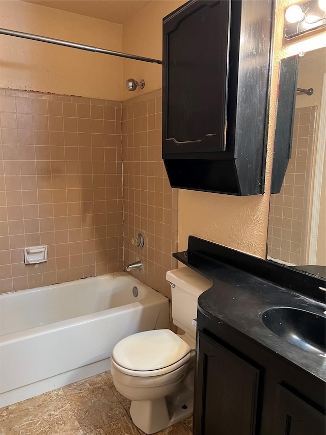 405 Liberty Pl, Grand Prairie, TX 75052 - full bathroom with toilet, tub / shower combination, and vanity