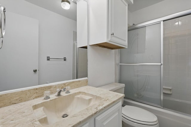 2000 Willoughby Ln Unit 5520, Arlington, TX 76011 - full bath featuring toilet, vanity, and shower / bath combination with glass door