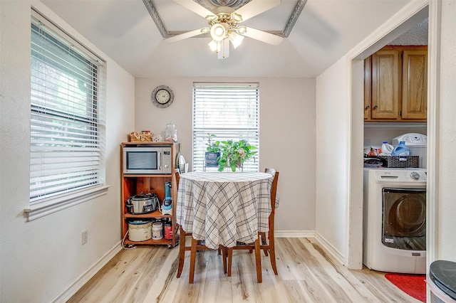 814 Branding Iron Trl, Granbury, TX 76049 - dining area with washer / clothes dryer, light wood-style floors, a ceiling fan, and baseboards