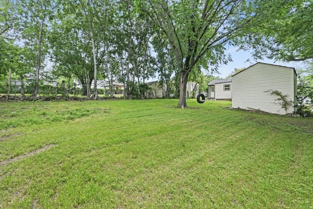 5101 Penrod Ct, River Oaks, TX 76114 - view of yard