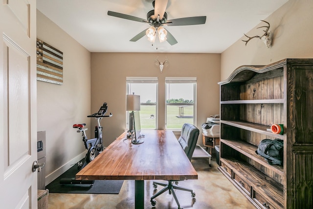 505 Advance Rd, Weatherford, TX 76088 - office with ceiling fan