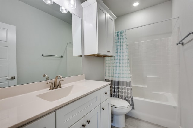 611 Kyle Dr, Tioga, TX 76271 - bathroom with toilet, vanity, shower / bathtub combination with curtain, and recessed lighting