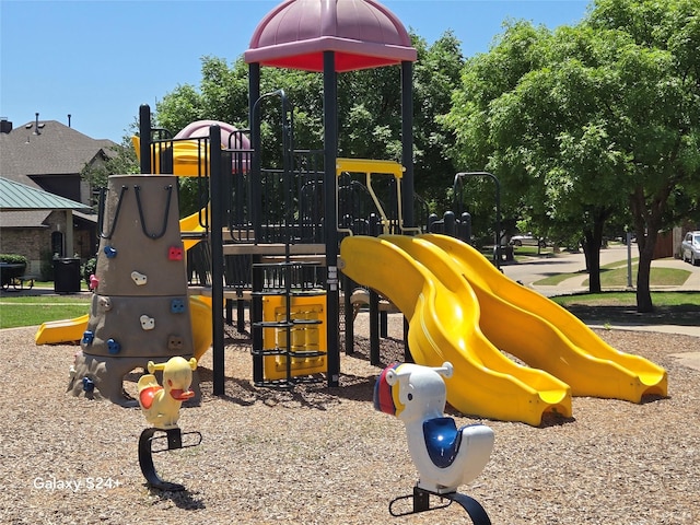 9016 N Stone Mill Ln, Fort Worth, TX 76179 - view of community play area