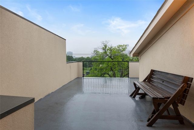 1317 Palm Canyon Dr, Dallas, TX 75204 - view of balcony