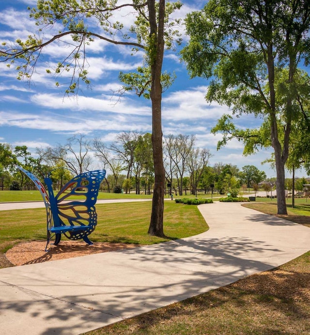 7500 W Fork Ln, Mckinney, TX 75071 - view of home's community featuring a lawn