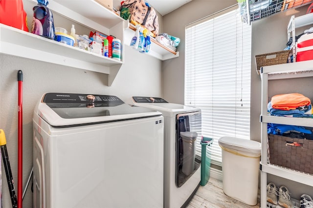 3625 Cottonwood Springs Dr, The Colony, TX 75056 - laundry room with separate washer and dryer and light wood-style floors