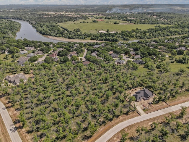 1006 E Landings Rd N, Granbury, TX 76049