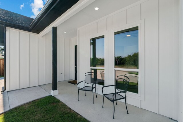 205 Altamesa Blvd, Fort Worth, TX 76134 - view of patio / terrace