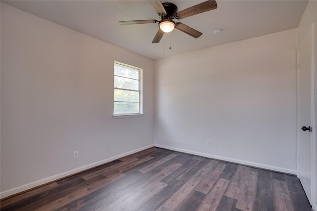8113 Tumbleweed Trl, White Settlement, TX 76108 - spare room with dark wood-style flooring, baseboards, and a ceiling fan