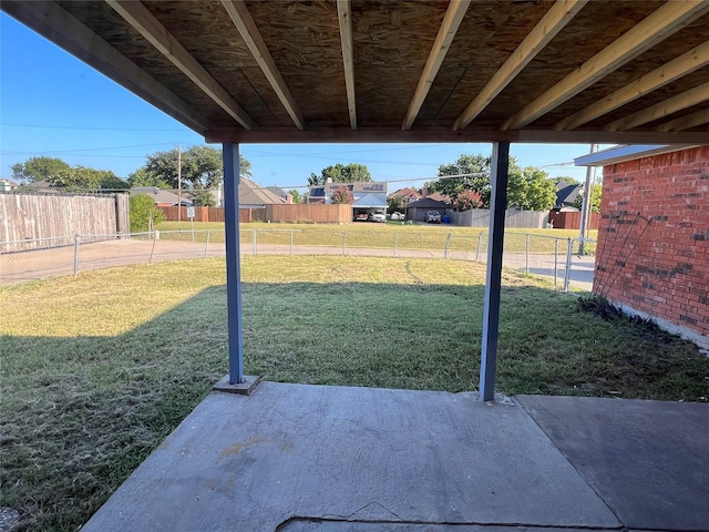 view of yard with a patio