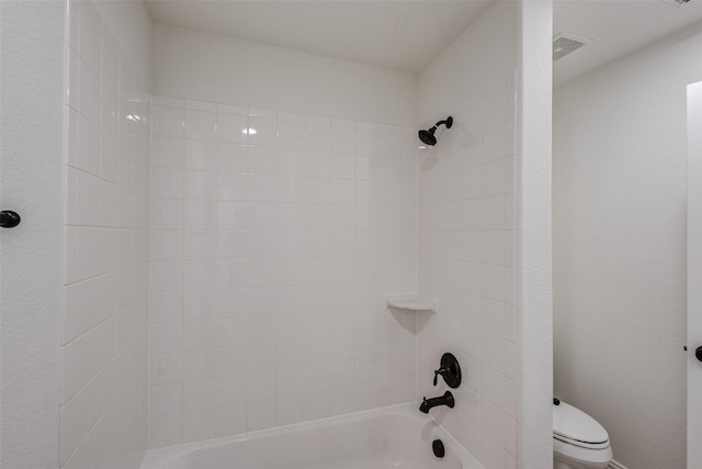901 Clear Water Dr, Allen, TX 75013 - bathroom with toilet and washtub / shower combination