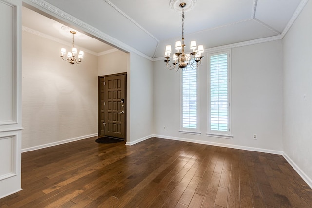 10101 Apple Creek Dr, Dallas, TX 75243 - spare room featuring a chandelier, healthy amount of natural light, dark wood-style flooring, lofted ceiling, and baseboards