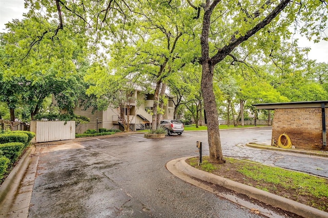 390 Driftwood Ct Unit 3B-1, Azle, TX 76020 - view of road featuring curbs