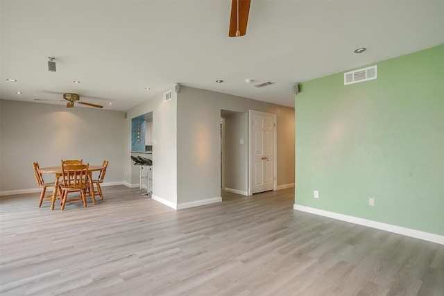 390 Driftwood Ct Unit 3B-1, Azle, TX 76020 - living room featuring recessed lighting, a ceiling fan, light wood-type flooring, and baseboards