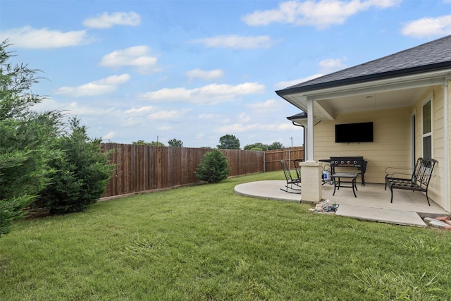 2104 Shane Ave, Fort Worth, TX 76134 - view of yard with a patio