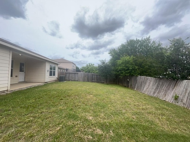 10009 Iron Ridge Dr, Fort Worth, TX 76140 - view of yard with central air condition unit and a patio