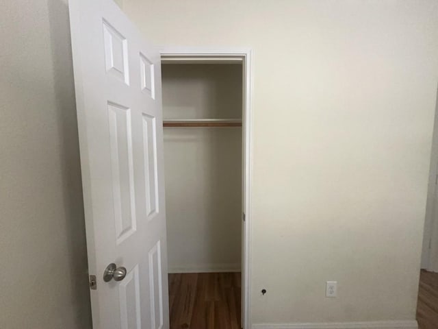 10009 Iron Ridge Dr, Fort Worth, TX 76140 - view of closet
