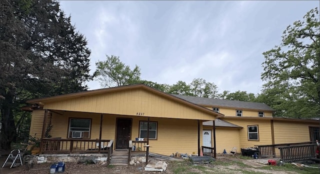8207 Double Bridge Rd, Mabank, TX 75156 - view of front of home with a porch
