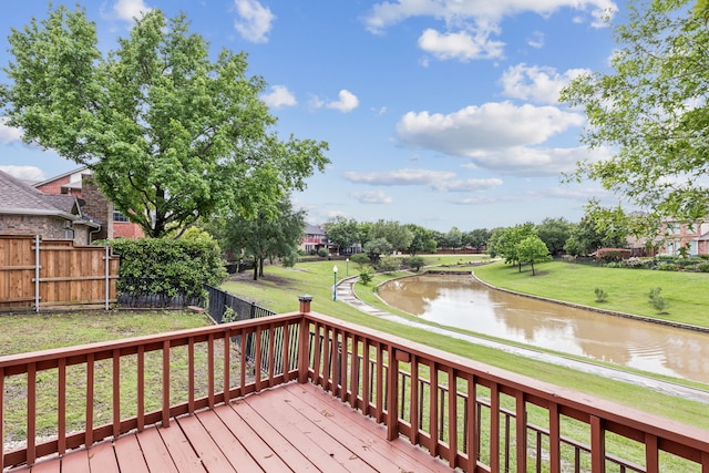 9434 Abbey Rd, Irving, TX 75063 - wooden terrace with a water view