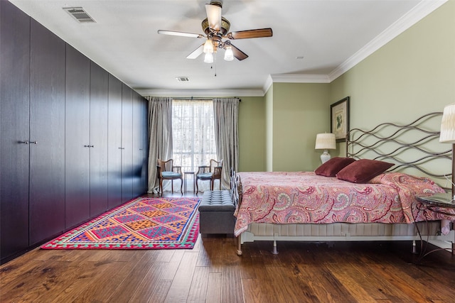 7200 Randall Way, Plano, TX 75025 - bedroom with hardwood / wood-style floors, a ceiling fan, and ornamental molding