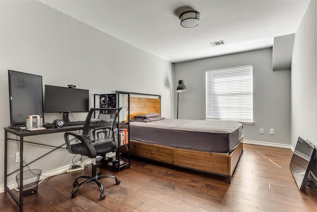 7200 Randall Way, Plano, TX 75025 - bedroom featuring hardwood / wood-style flooring and baseboards