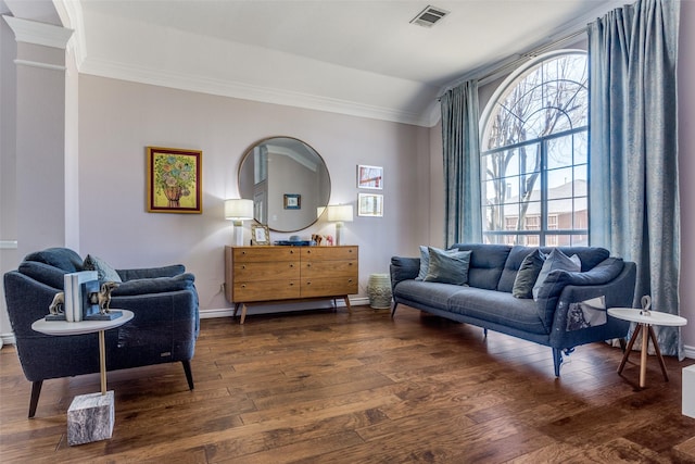 7200 Randall Way, Plano, TX 75025 - living area with ornamental molding, dark wood-style floors, lofted ceiling, and baseboards