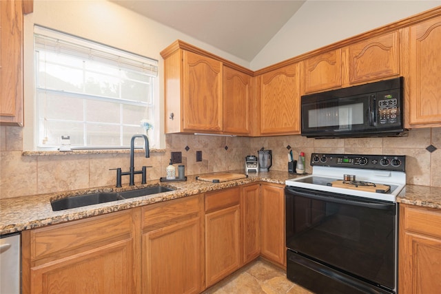 kitchen with electric stove, black microwave, a sink, lofted ceiling, and tasteful backsplash