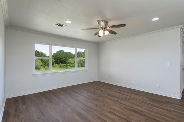 943 Lone Star Rd, Whitesboro, TX 76273 - unfurnished room with ceiling fan, ornamental molding, baseboards, dark wood-style floors, and recessed lighting