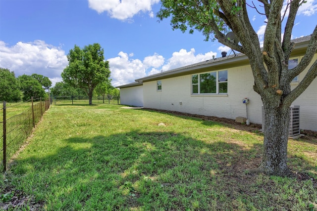 943 Lone Star Rd, Whitesboro, TX 76273 - view of yard with central air condition unit