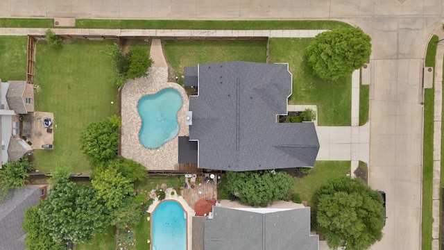 2200 Bantry Ln, Arlington, TX 76002 - bird's eye view of a pool area