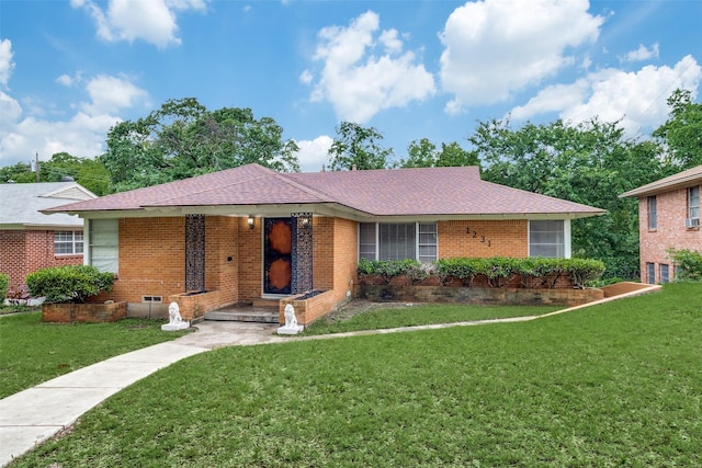 1231 Arizona Ave, Dallas, TX 75216 - ranch-style home featuring a front yard, brick siding, and roof with shingles