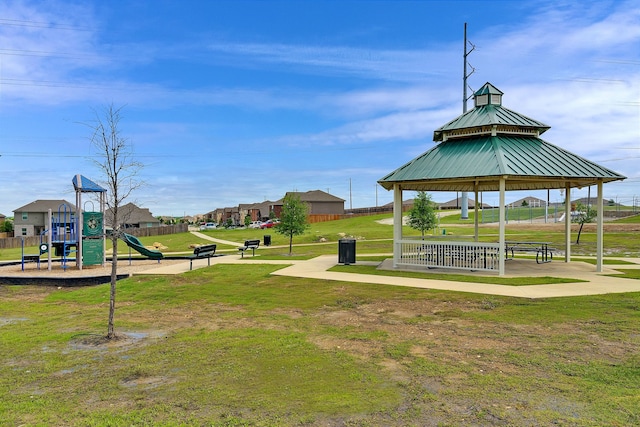 5500 Persimmon Dr, Denton, TX 76207 - surrounding community with a gazebo and a lawn