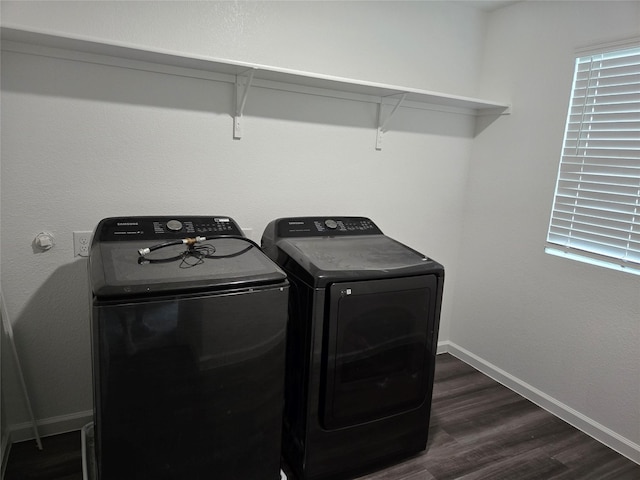 6310 Tropicana Ln, Forney, TX 75126 - laundry room featuring washer and dryer, baseboards, and dark wood-type flooring