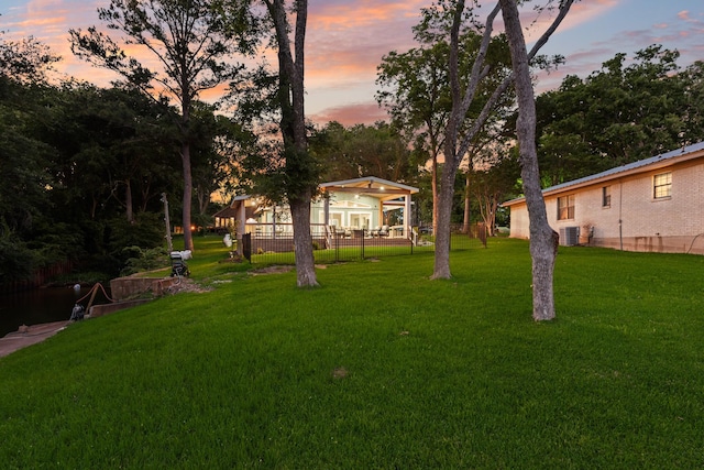 9 Southshore Cir, Star Harbor, TX 75148 - view of yard at dusk