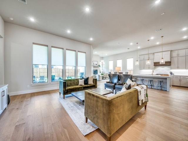 4208 Sunrise Ln, Celina, TX 75078 - living area featuring recessed lighting, light wood-style flooring, and baseboards